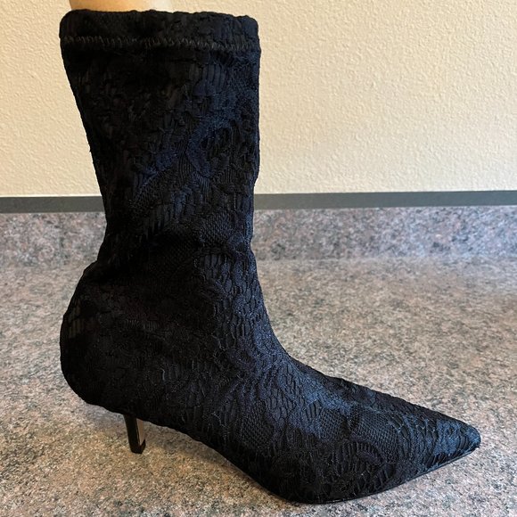 Lace Sock-style Pumps - Picture 2 of 3